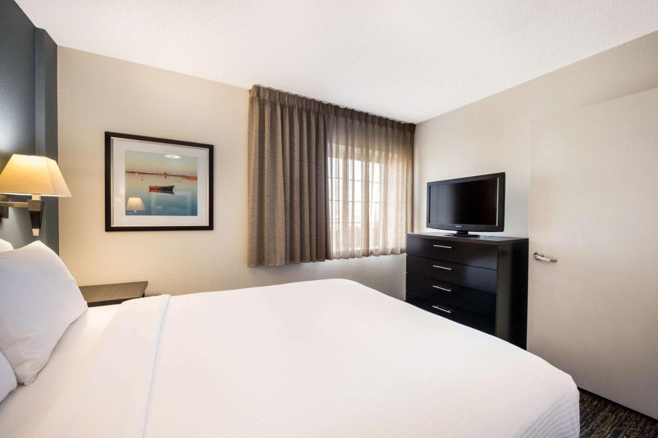Sonesta Simply Suites Oklahoma City Airport Екстер'єр фото